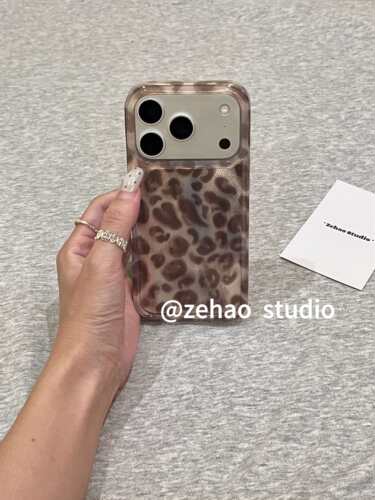 U2 韩系极光浅绿豹纹适用苹果18promax双层iphone17小众16防摔手机壳