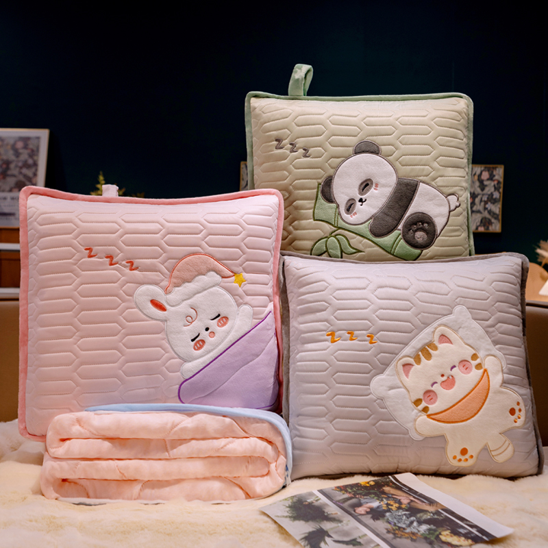 抱枕被子两用车载枕头靠背毯子二合一加厚办公室午睡沙发靠枕折叠