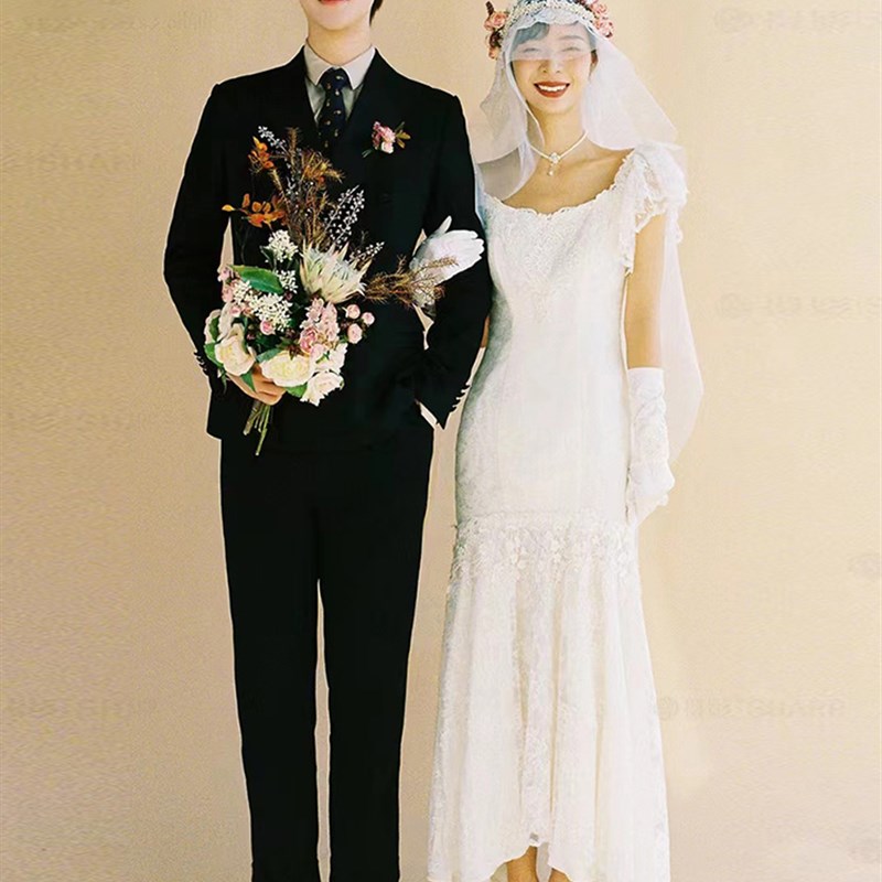 法式复古蕾丝2024新款新娘轻婚纱出门纱港风旅拍影楼宫廷风礼服