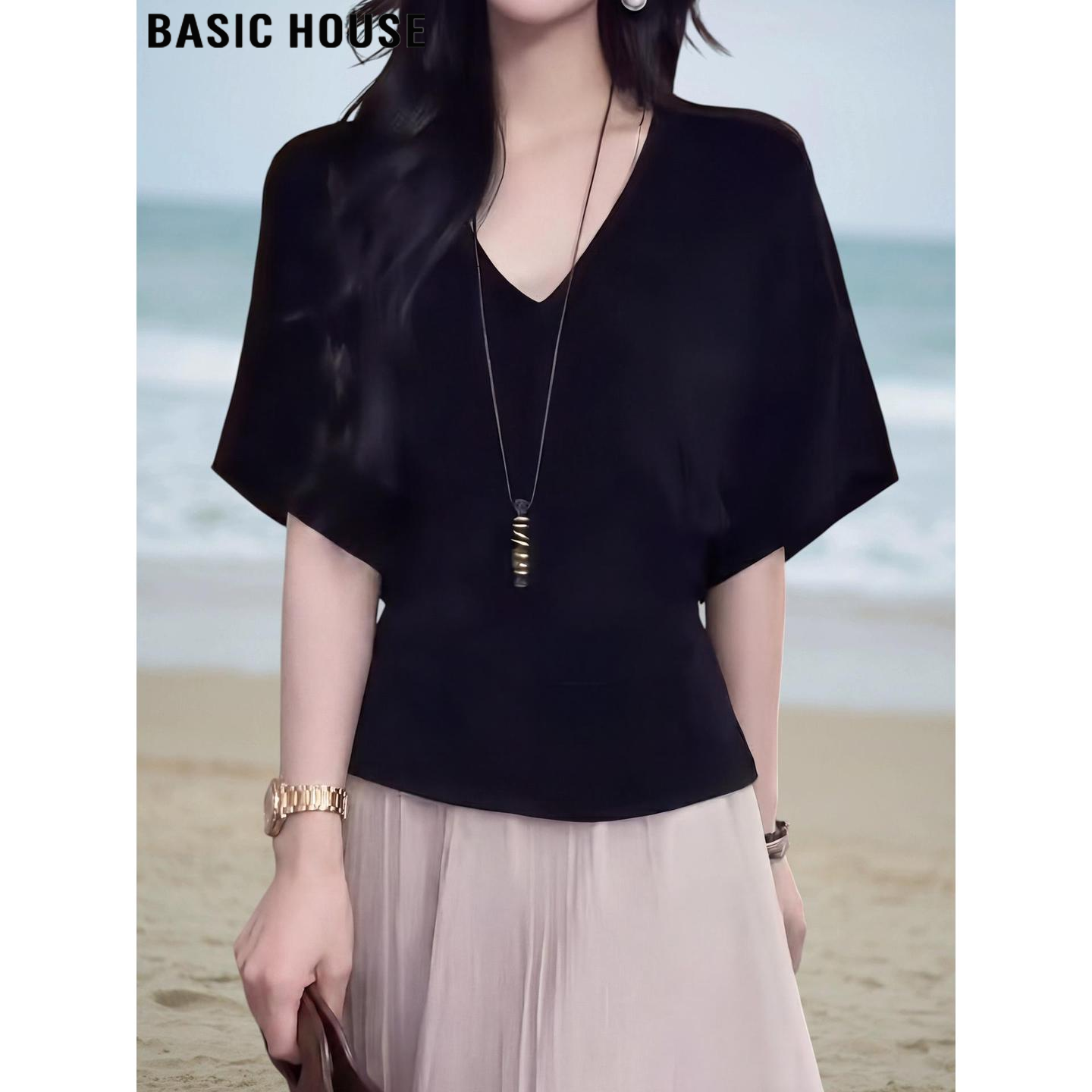 Basic House/百家好气质黑色V领正肩蝙蝠袖T恤女夏季高端小资上衣