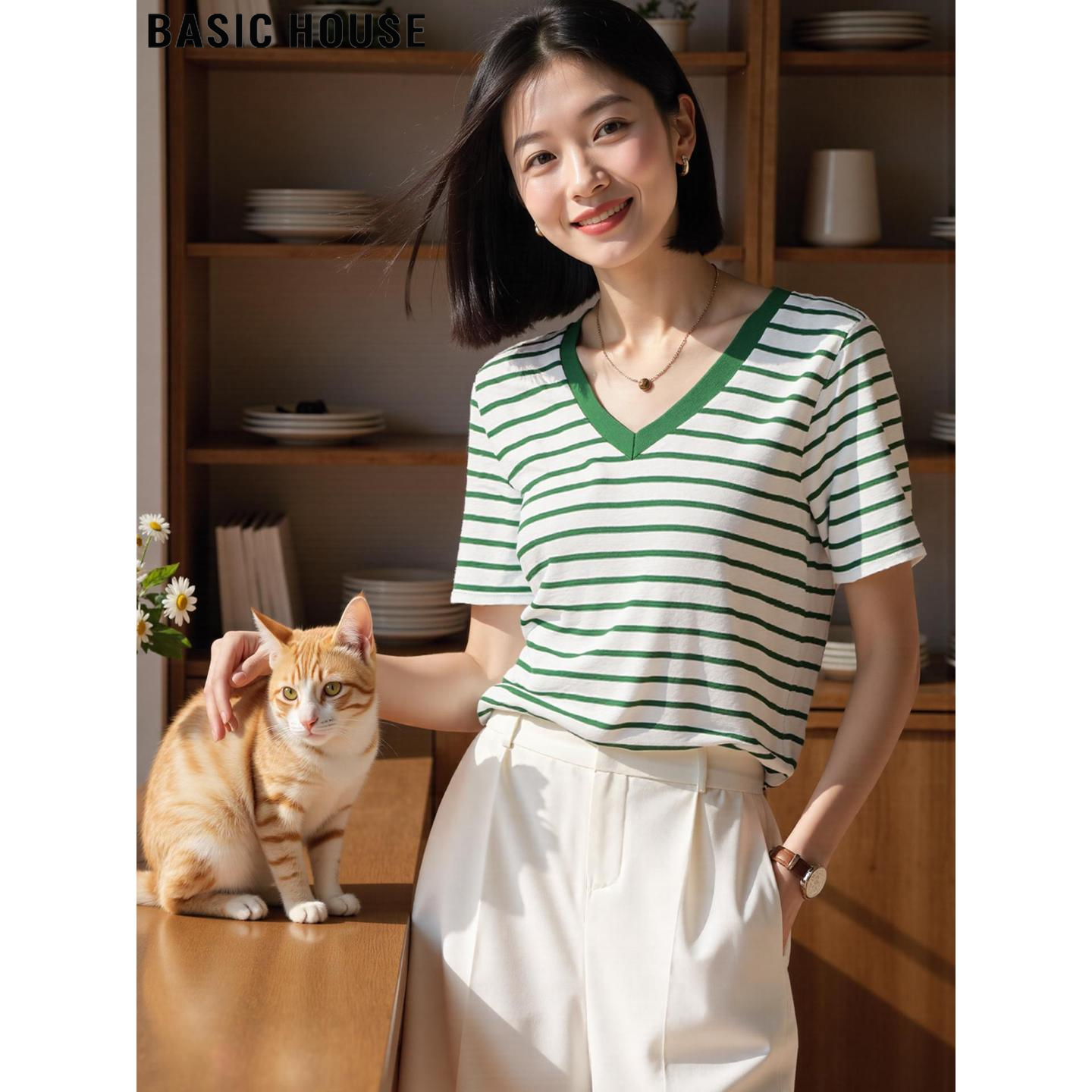 Basic House/百家好绿色条纹V领短袖T恤女夏薄款宽松撞色正肩上衣
