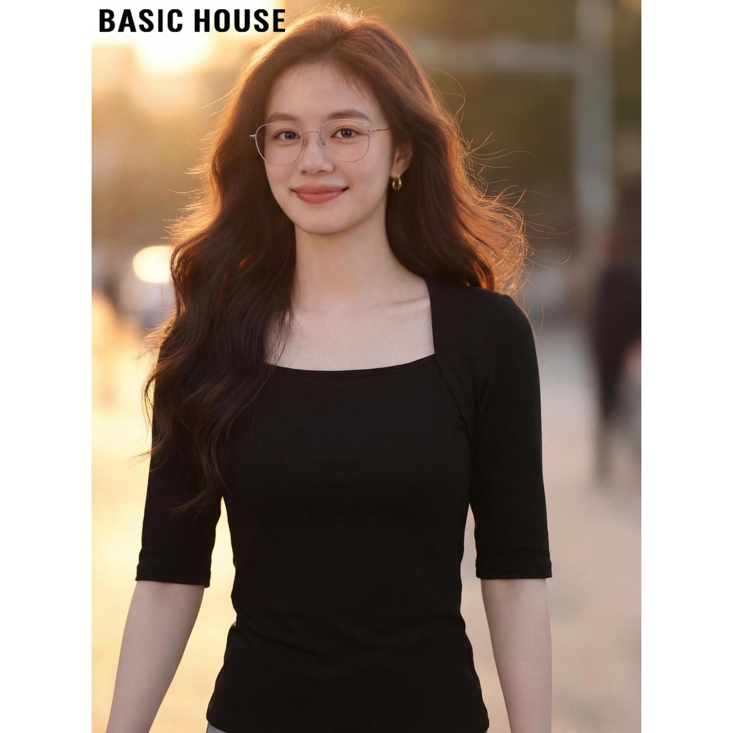Basic House/百家好法式黑色方领露锁骨五分袖T恤女春季体恤上衣
