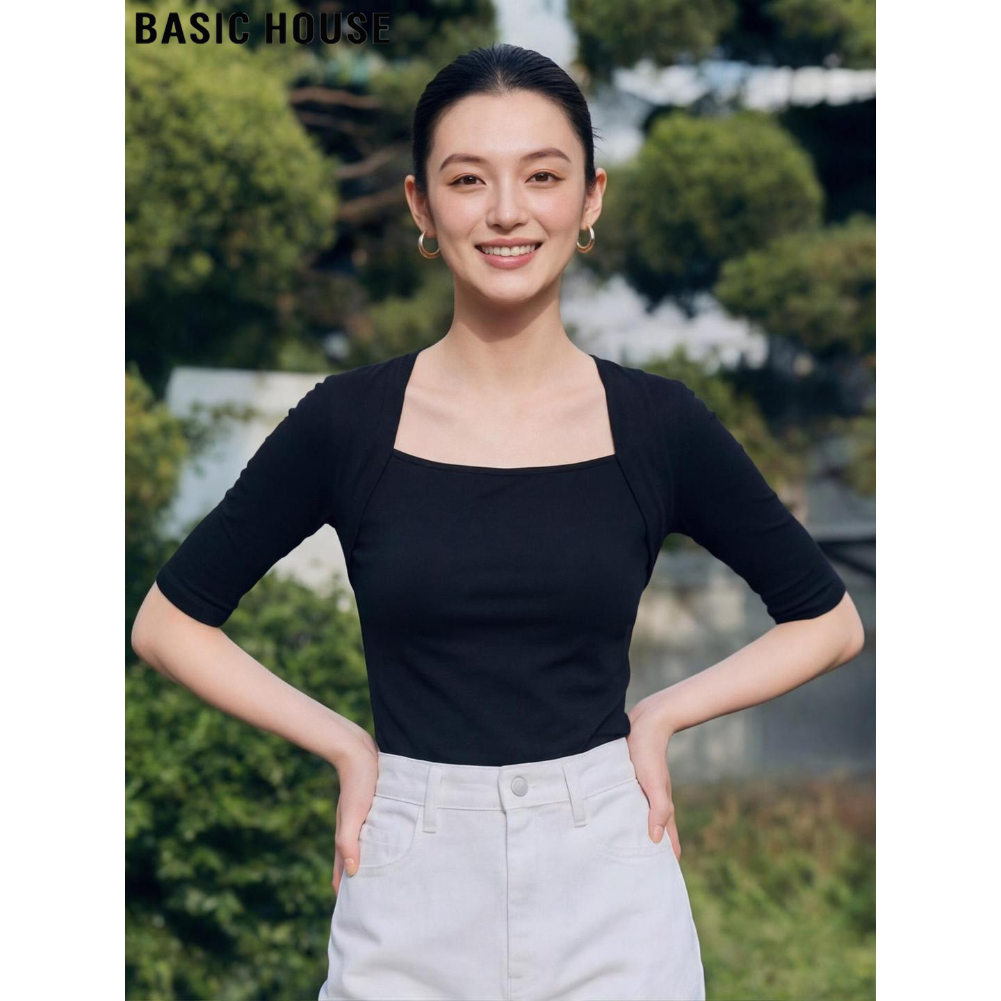 Basic House/百家好法式黑色方领露锁骨中袖T恤女夏季打底衫上衣