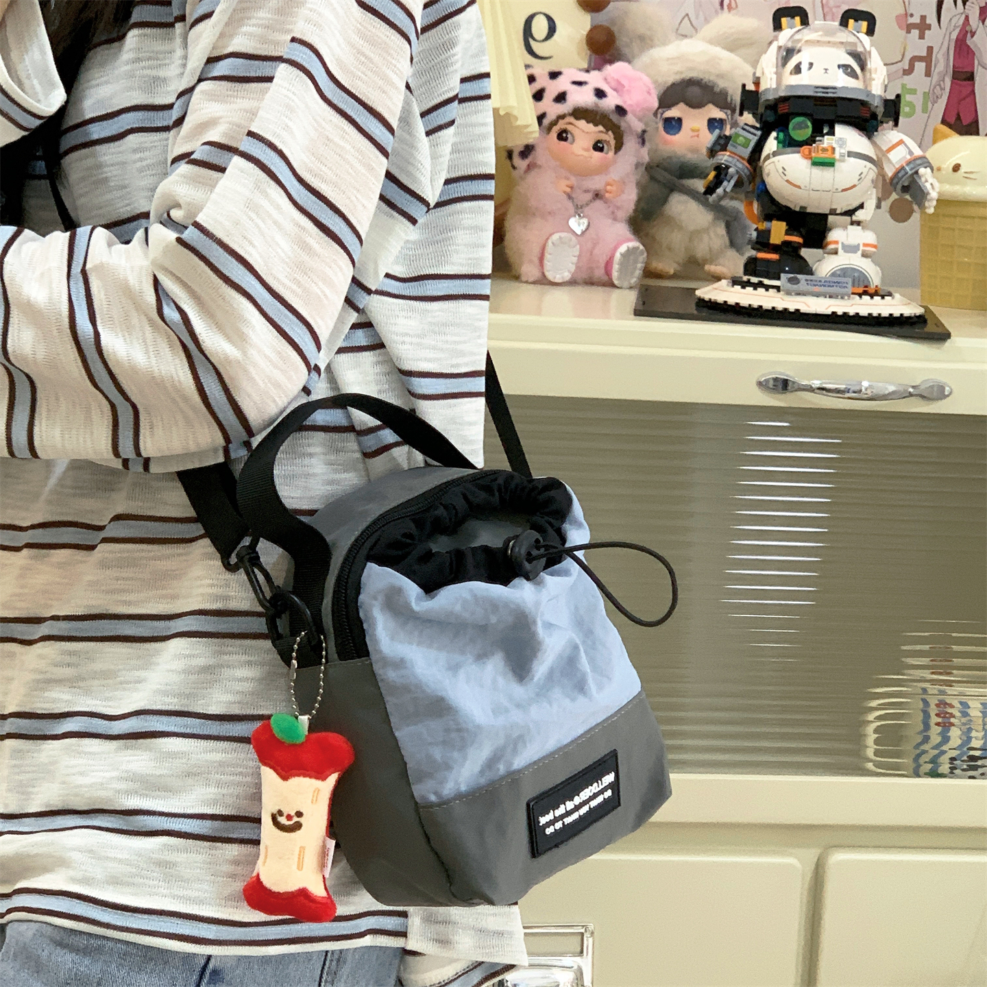 户外多功能手机包轻便水杯包