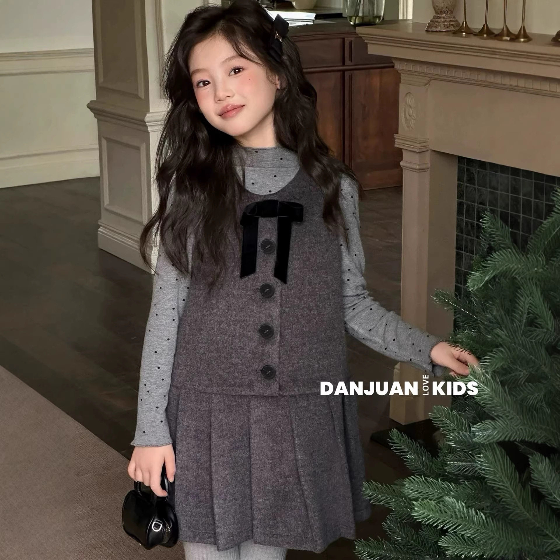 韩国童装2025秋冬季新款女童连衣裙套装儿童超好看厚毛呢背心裙子