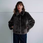 UFFIE于绘 雾面青蓝棉弹微喇牛仔裤