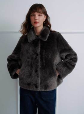 UFFIE于绘 雾面青蓝棉弹微喇牛仔裤