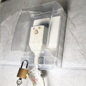 加高防水盒 浴室卫生间明线防水自粘式 86型明装 插座保护罩盖带锁