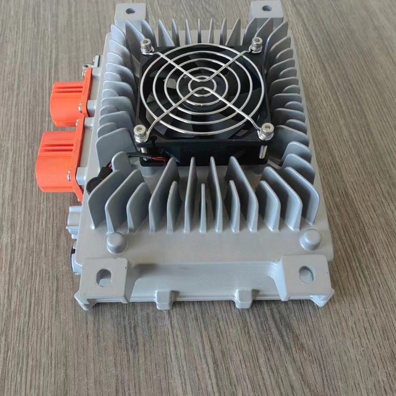 新能源东风裕隆EV2俊风ER30东风E11K10充电机东风EM16 EM19充电机