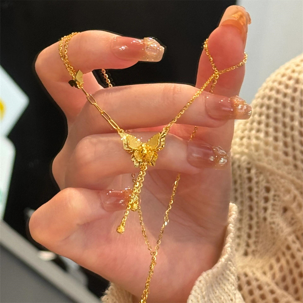 新中式镜花蝶梦项链女18k黄金爆闪蝴蝶流苏锁骨链2025新款高级感