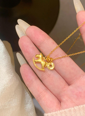 18k黄金色项链女碎碎冰小马吊坠