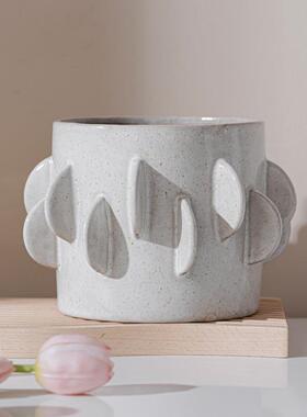 乐梦白色异形陶瓷花瓶创意特色装饰品家居饰品样板房陈列花器