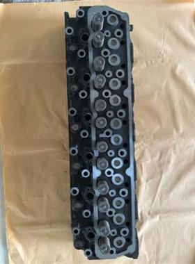 6D16T缸盖总成SK200带预热塞孔