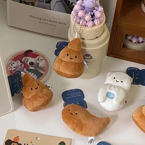 可爱搞怪厕所萌物马桶大便毛绒玩偶公仔书包挂件挂饰卡通钥匙扣