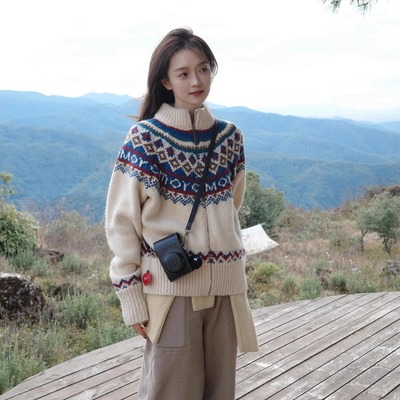 白色费尔岛复古毛衣女秋冬加厚高领针织开衫宽松慵懒风学院风外套