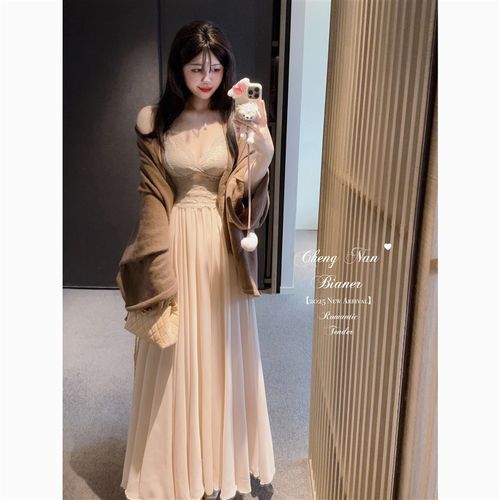 城南边儿2.13柔嫩蕾丝~法式小吊带固定杯可调节美背内衣可外穿