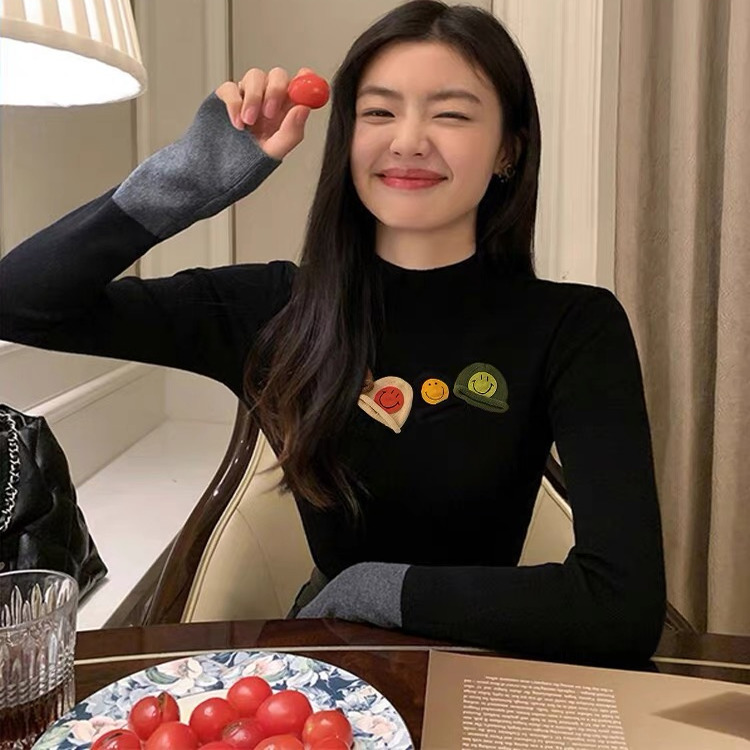 慵懒风卡通印花撞色半高领针织衫女2025年秋冬修身保暖内搭打底衫