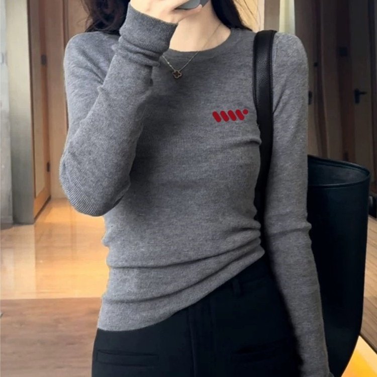 软糯灰色圆领针织衫女2025秋冬新款长袖修身高级感打底衫毛衣上衣,女装/女士精品,毛针织衫,淘宝优惠券,粉丝福利购,淘宝优惠卷