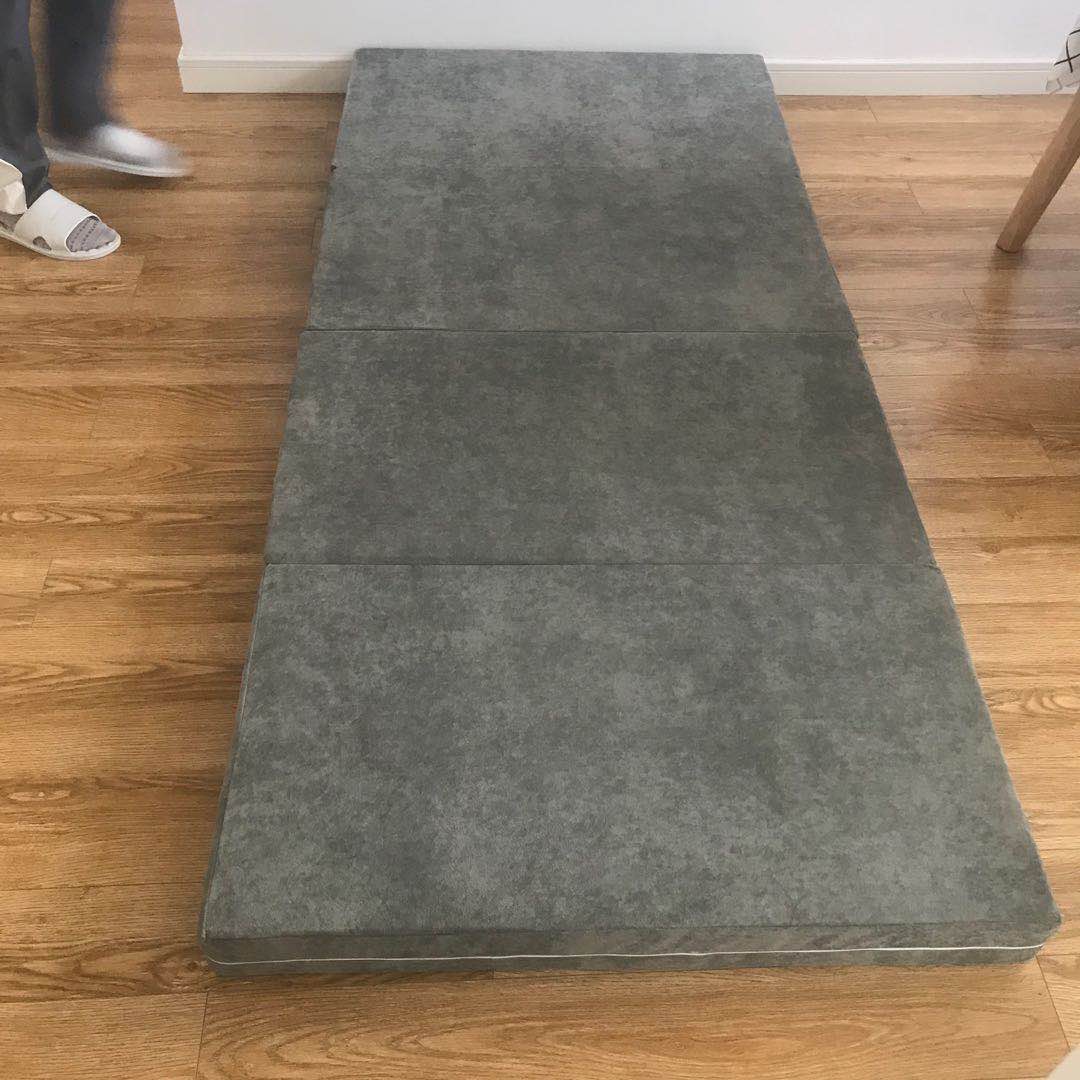 冬天加厚打地铺睡垫防潮防寒睡觉地垫折叠家用可收纳床垫临时床