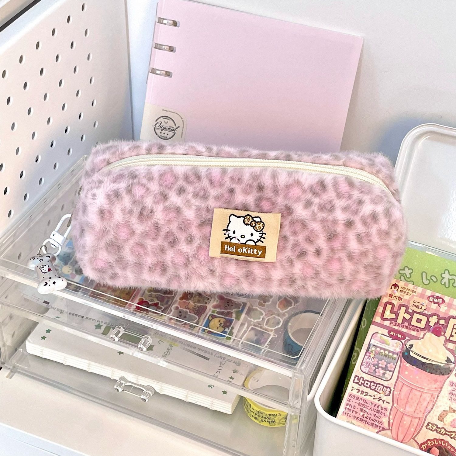 Kitty猫毛绒笔袋软乎大容量高颜值学生少女文具收纳袋超可爱网红,文具电教/文化用品/商务用品,笔袋,淘宝优惠券,粉丝福利购,淘宝优惠卷