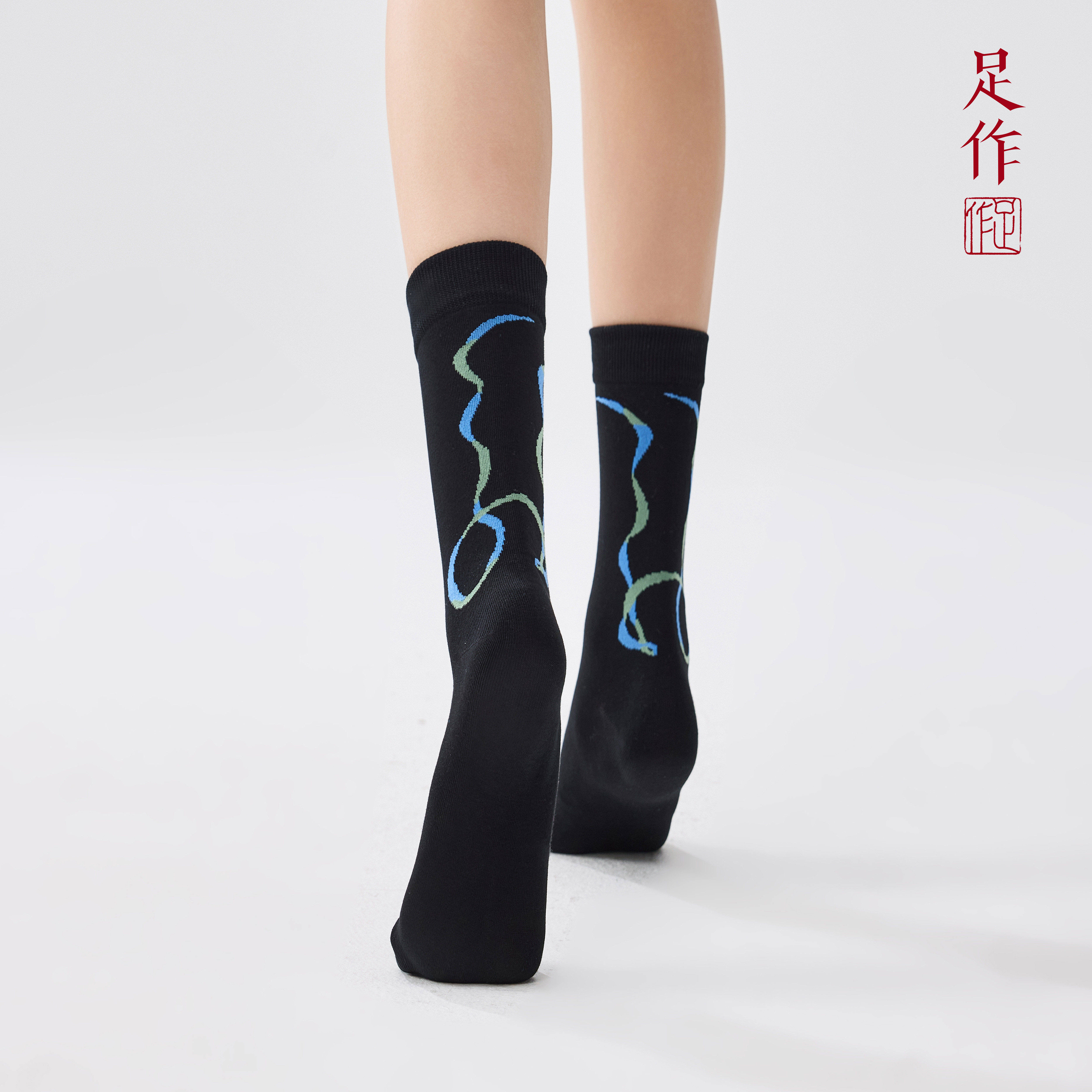 足作飞天中筒袜子潮流国风男女袜原创新款舒适不起球透气设计款