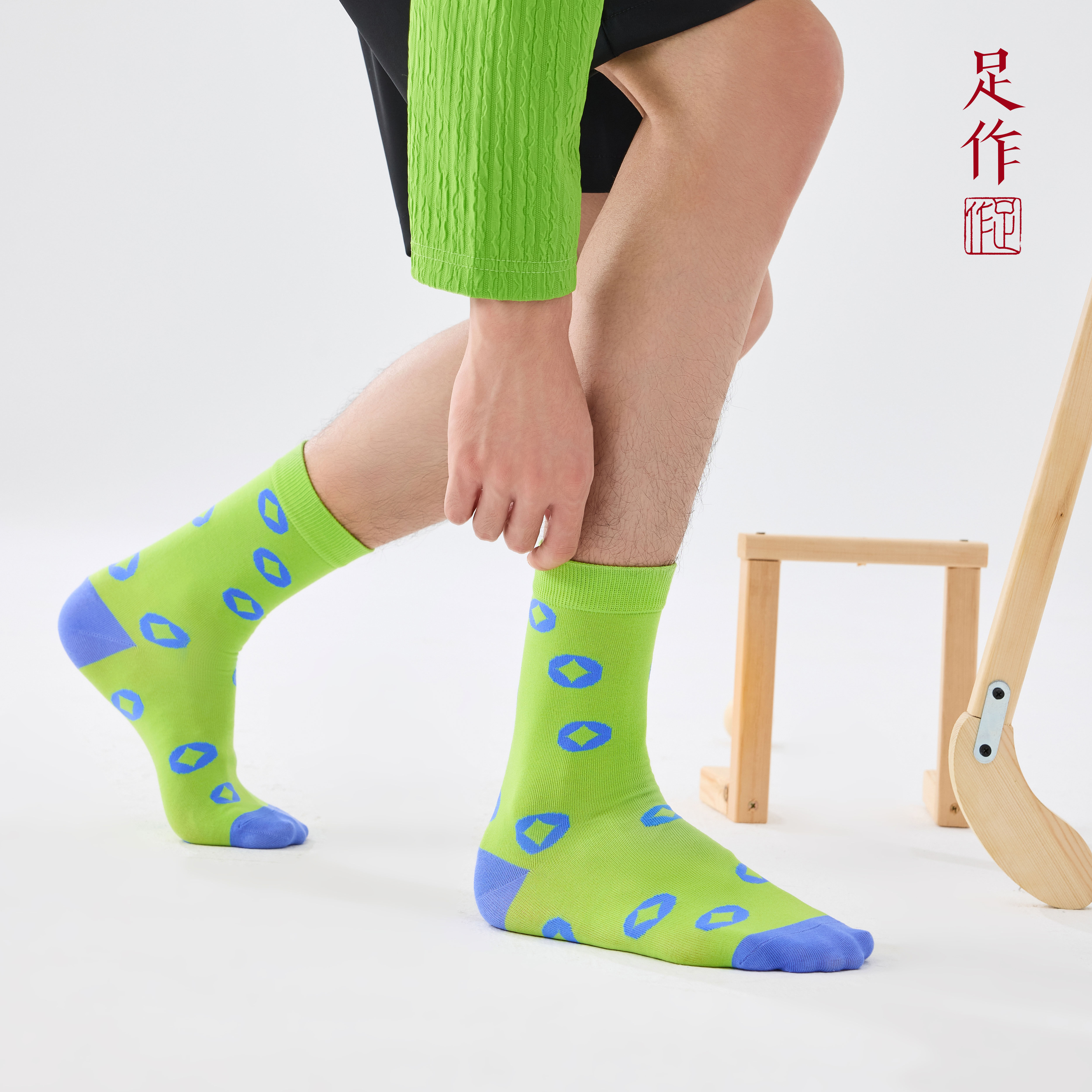 足作钱龙中筒袜子潮流国风男女袜原创新款不起球透气设计款彩色