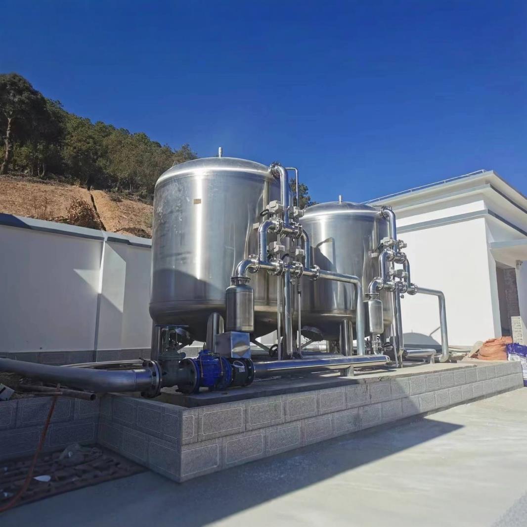 湛蓝纯山泉水净化过滤器河水石英砂过滤器污水活性炭过滤器厂家