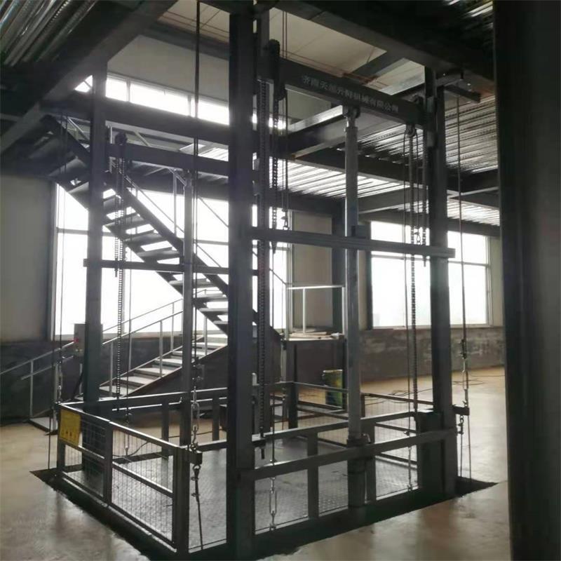 济南天越生产固定导轨链条式升降机 车间厂房载货货梯