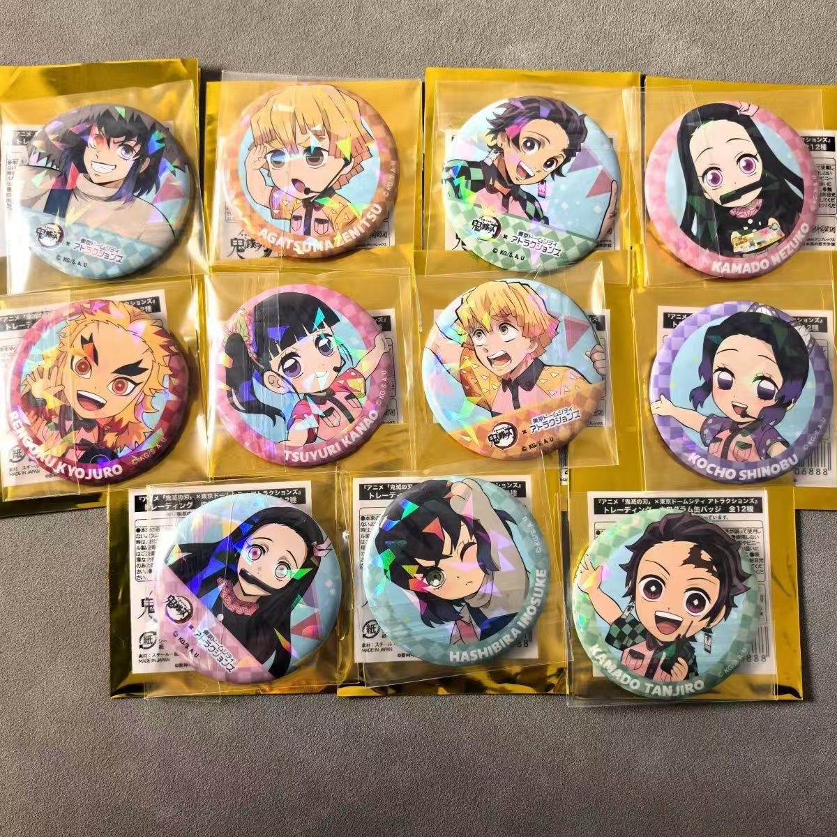 日谷鬼灭之刃周边游乐园巨蛋吧唧