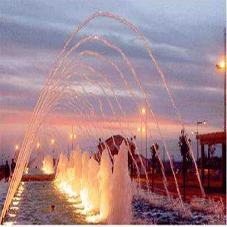 跳泉广州市增城市光亮跑泉安装制作公司 fountain 波光跳泉玻光泉