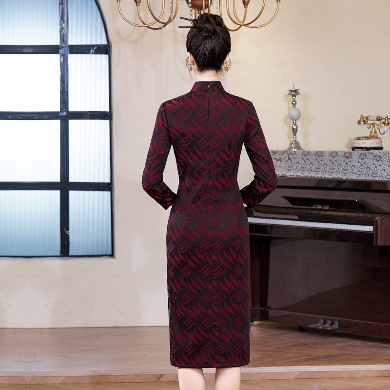 旗袍2024年秋冬季新款小个子中老年女妈妈长袖保暖日常衣服高级感