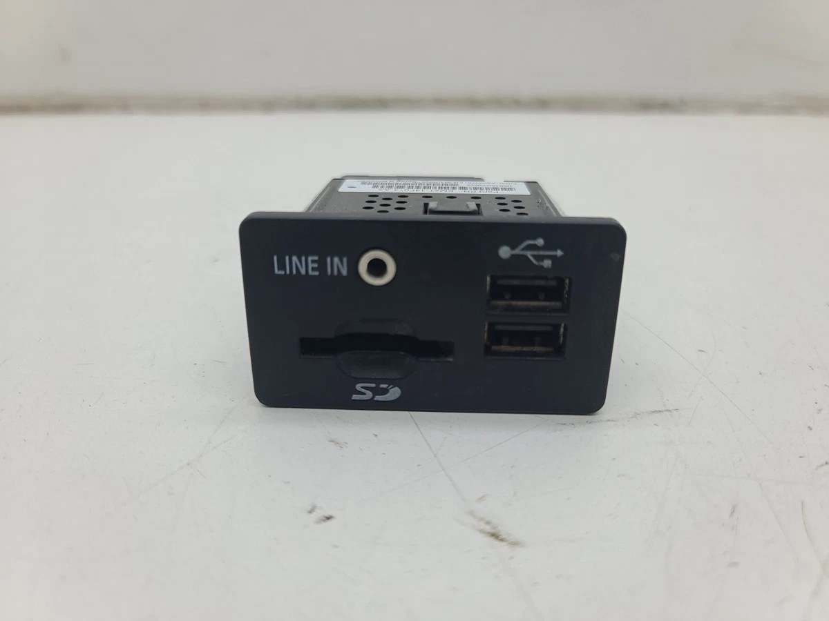 福特USB/SD插口EM2T14卡槽