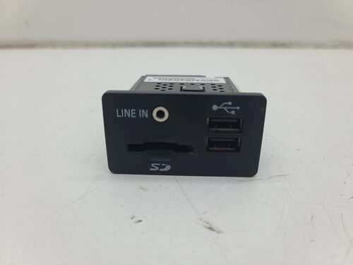 福特USB/SD插口EM2T14卡槽