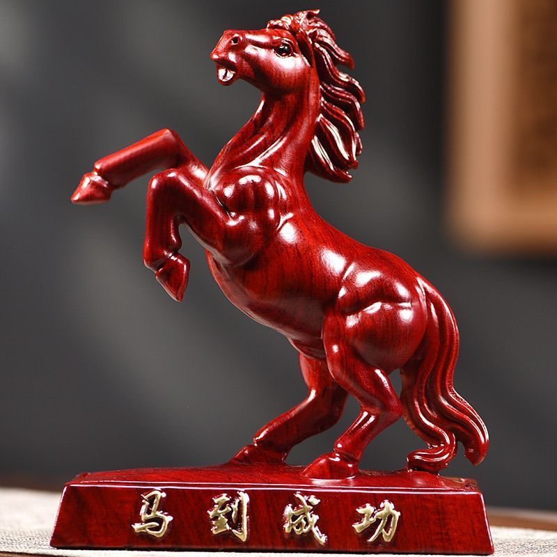 纯木质马到成功桌面摆件