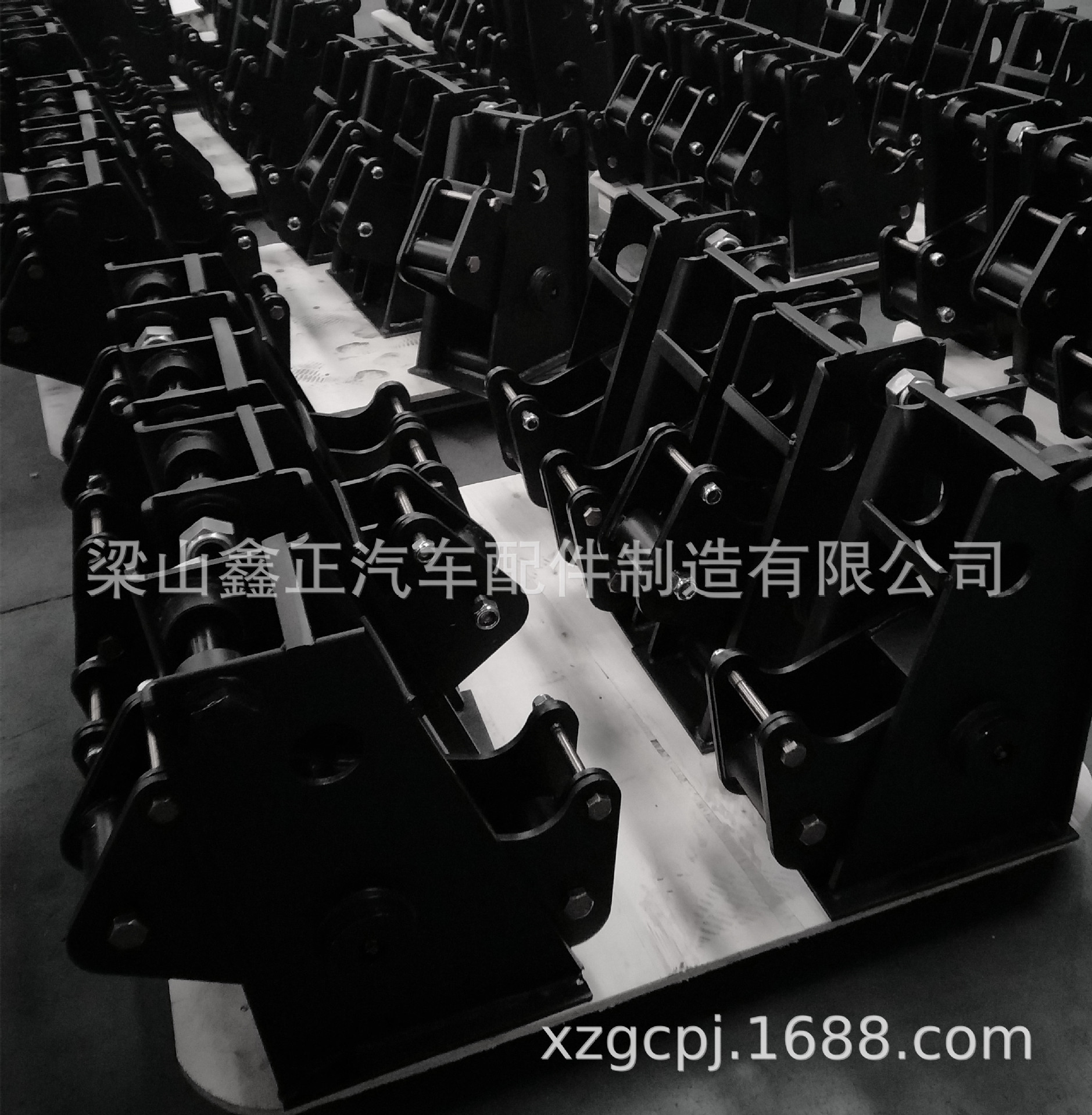 挂车三桥德式悬架三轴德式机械悬挂高强板100宽德式悬挂配件