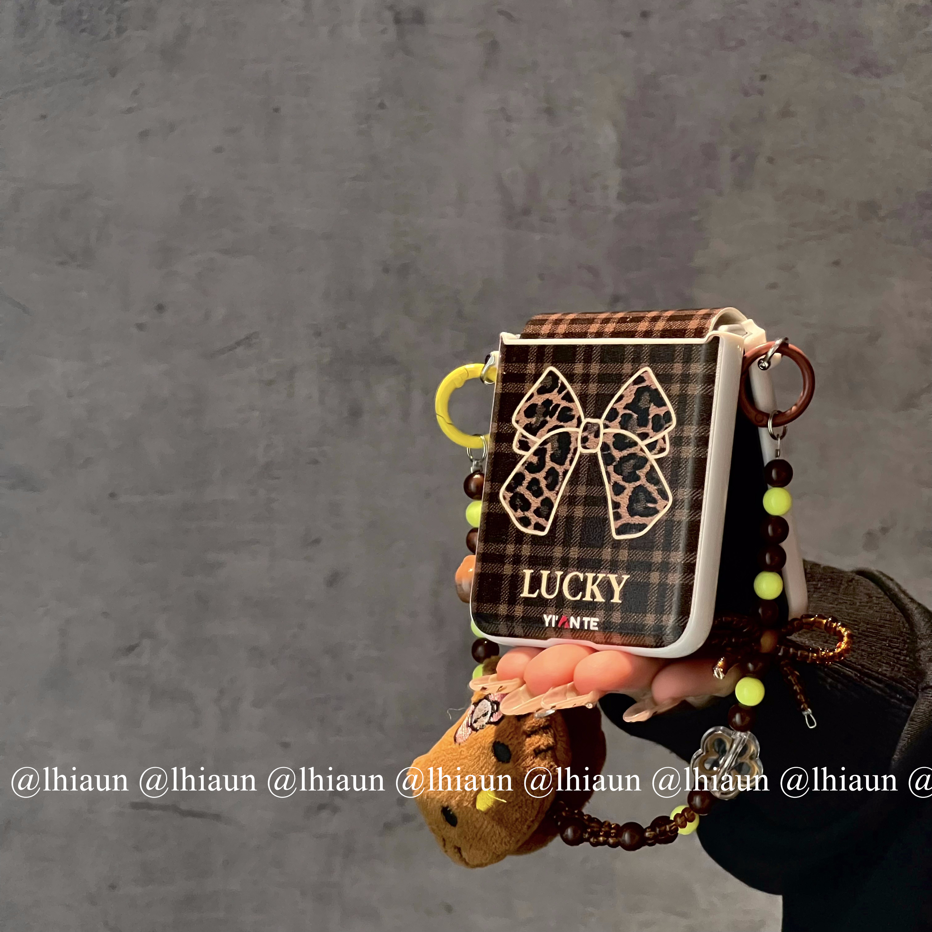 格纹蝴蝶结折叠屏手机壳