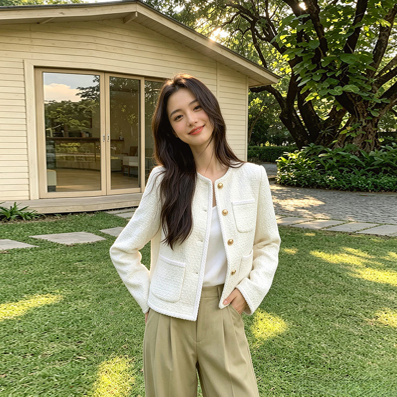 白色小香风羽绒外套女春秋2026新款套装小个子高级感羊毛短款上衣