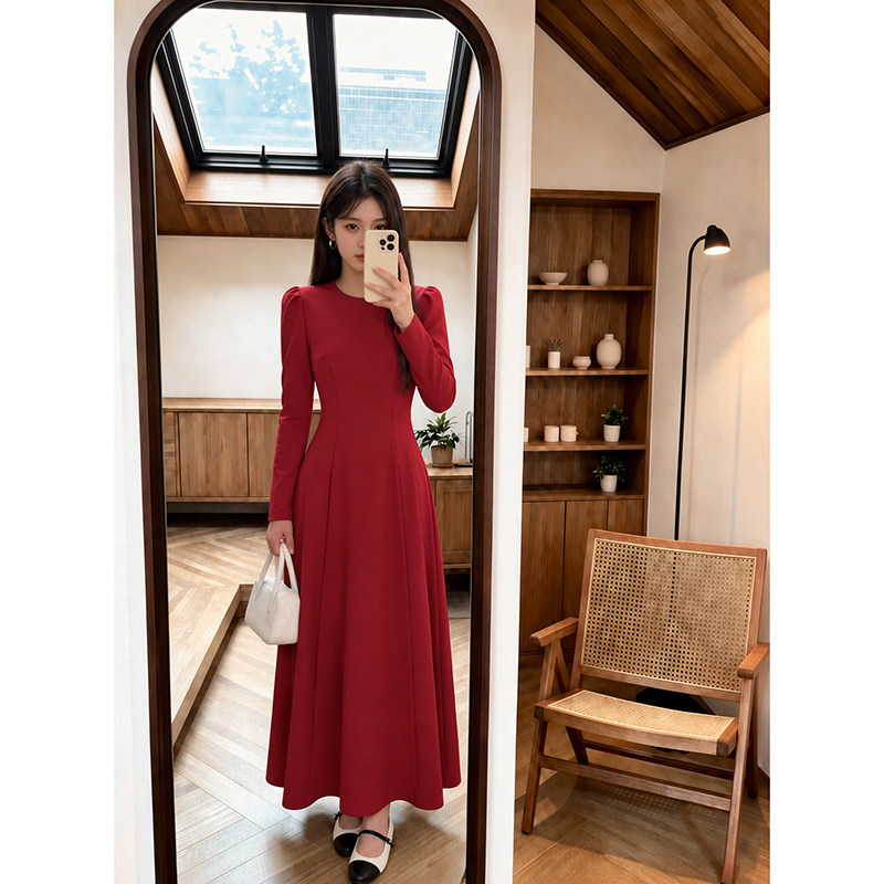 红色长袖连衣裙子女春秋2026新款法式敬酒服收腰显瘦订婚礼服长裙