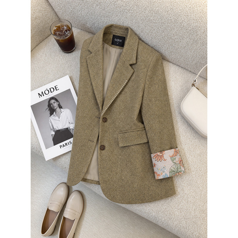 西装毛呢外套女小个子短款2026春秋新款高级感加厚正肩羊呢子外套
