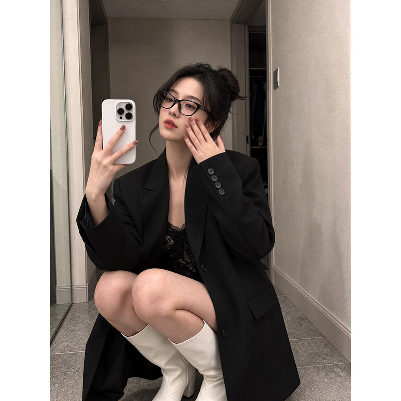 黑色小西装外套女2026新款早春秋季高级感小个子韩系短款休闲西服
