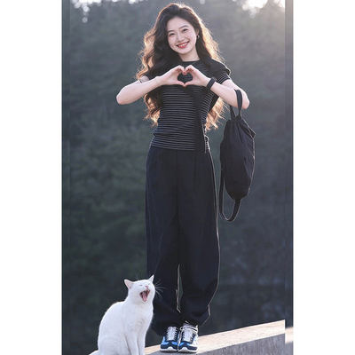 韩系穿搭一整套女春夏新款设计感条纹短袖T恤高腰休闲裤两件套装