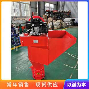冬季四冲程撒盐机学校广场路面除雪设备车载式市政路面化雪机