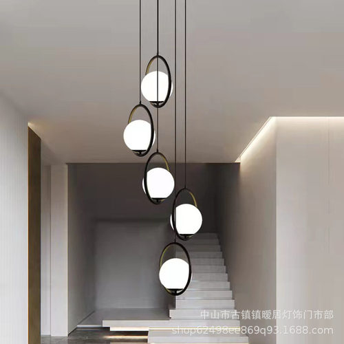 楼梯长吊灯现代简约客厅餐厅