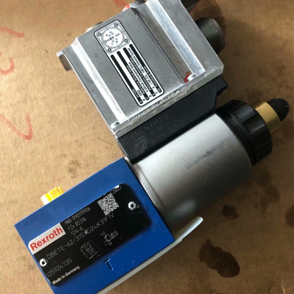 4WE10J73-5X/EG24N9K4/A12M, 4WRAE10W60-2X/G24N9K31/A1V德国