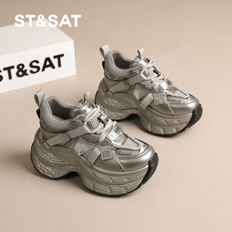 星期六老爹鞋内增高8CM小码34码