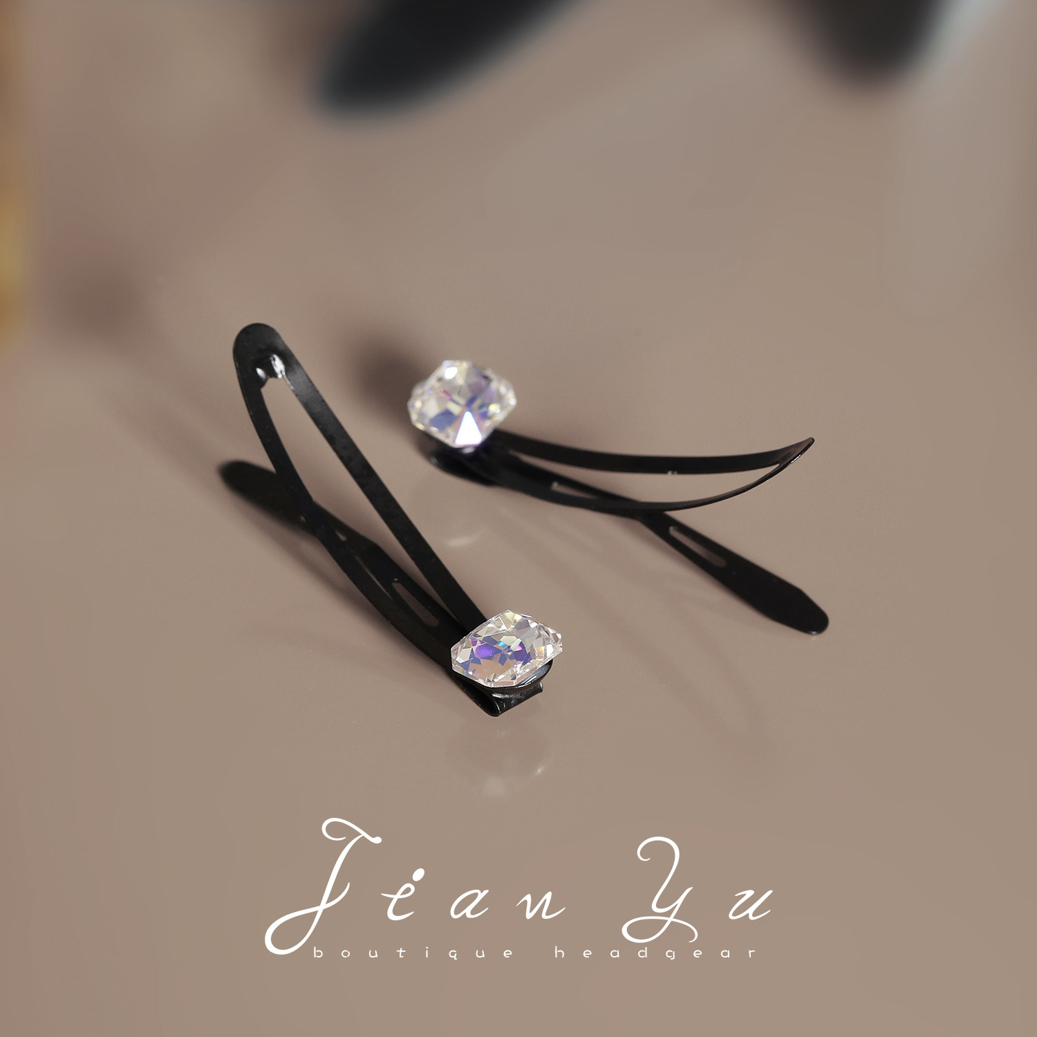 精致小巧发夹简约磨砂哑光BB夹时尚复古刘海侧边夹小香风弧形发夹,饰品/流行首饰/时尚饰品新,发饰,淘宝优惠券,粉丝福利购,淘宝优惠卷