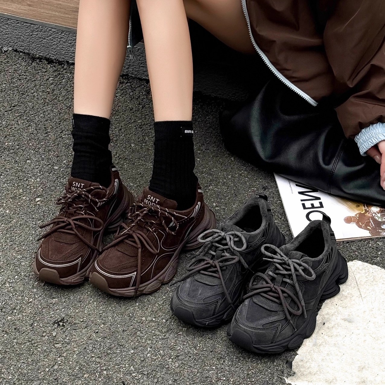 艾模儿加绒复古绑带真皮老爹鞋25冬款女鞋时尚百搭韩版潮鞋舒适