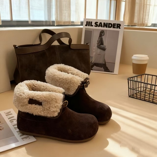 艾模儿2025秋冬新款女鞋厚底两穿雪地勃肯靴加绒保暖棉鞋百搭舒适