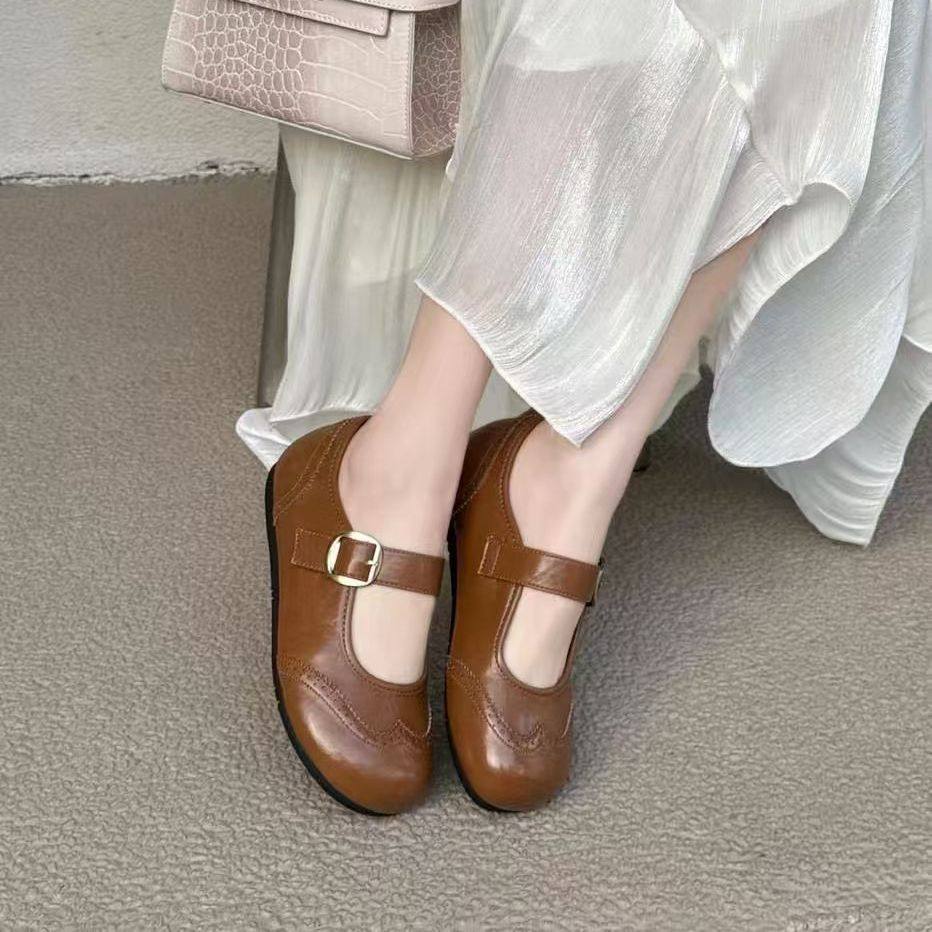佳人2026春英伦风雕花玛丽珍鞋女白色圆头小皮鞋一字扣带平底,女鞋,玛丽珍鞋,淘宝优惠券,粉丝福利购,淘宝优惠卷