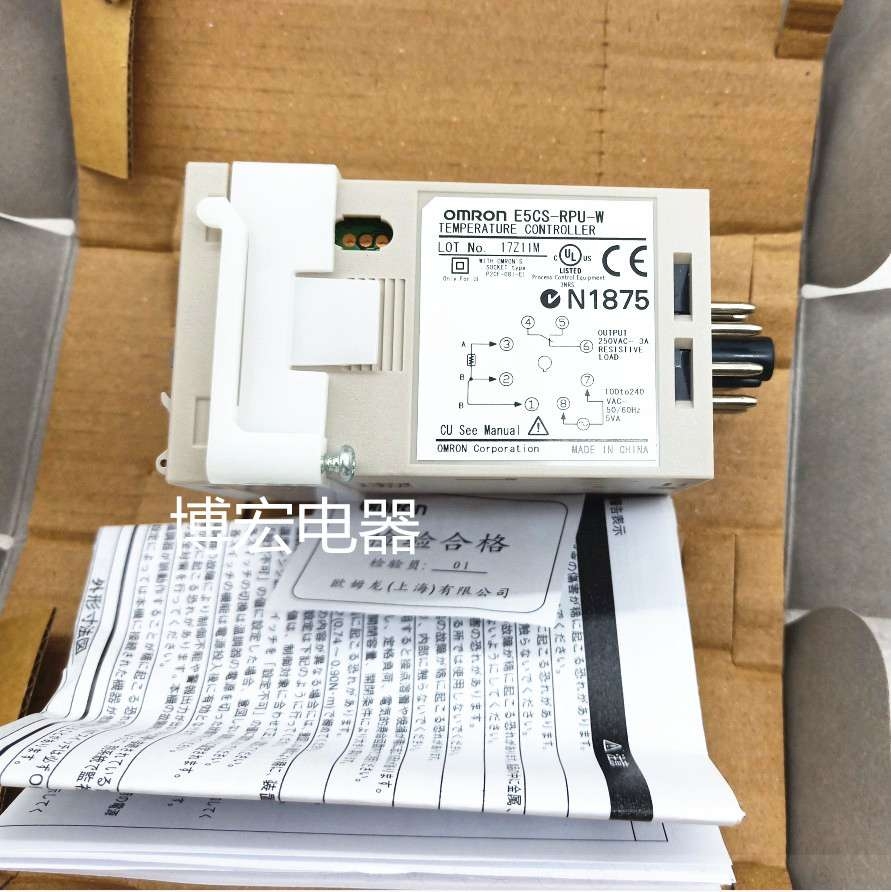 温控仪E5CS-R1TU-W Q1TU-W Q1KJU-W R1KJU-W R1PU-W Q1PU-W